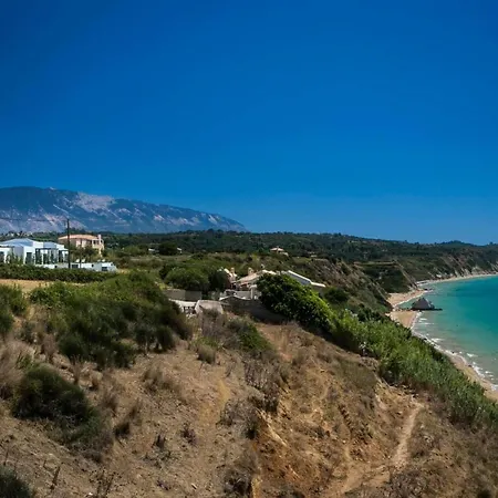 فيلة Ionian Summer